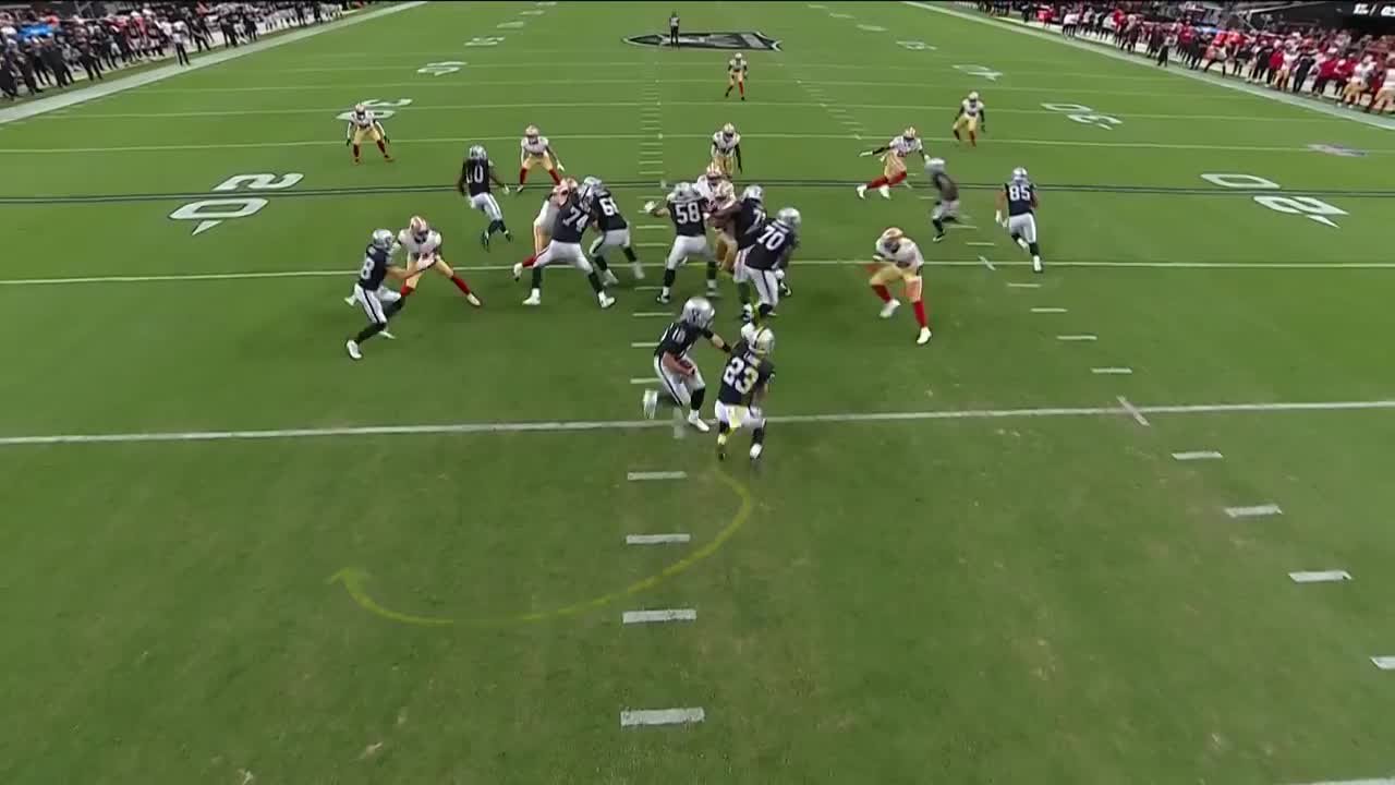Can't-Miss Play: One-handed catch alert! Jalen Nailor snags Mendoza's first pass of night in style
