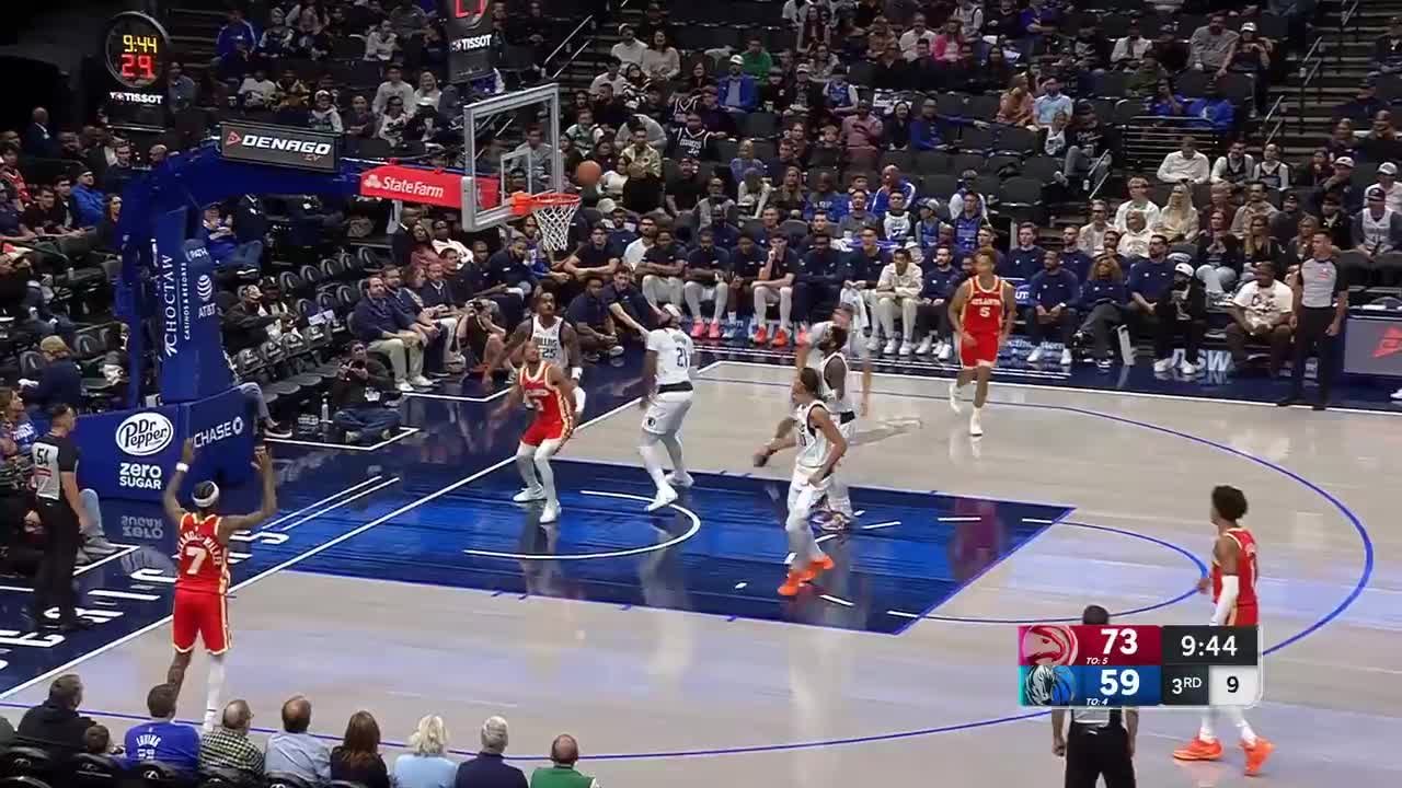 Nickeil Alexander-Walker nails it from behind the arc