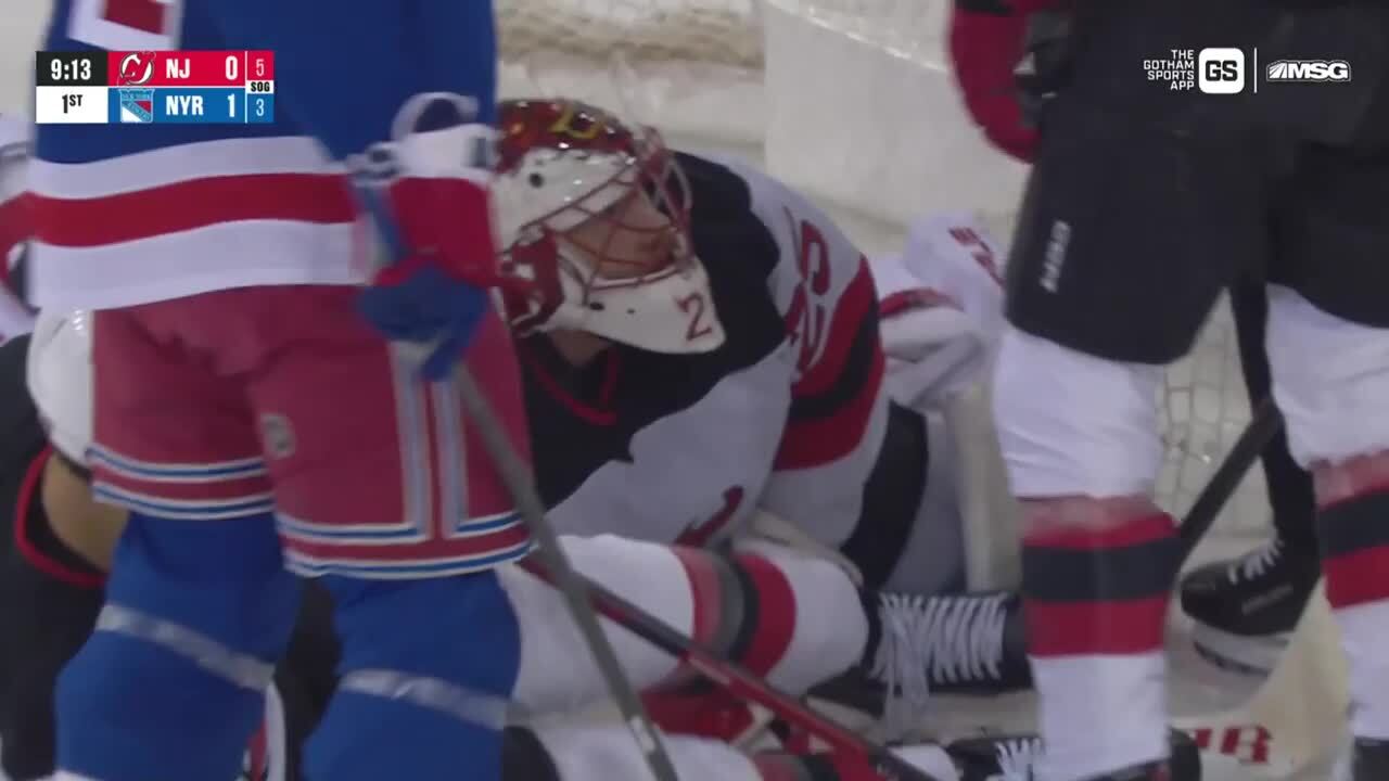 NJD@NYR: Markstrom with a great save against Gabe Perreault