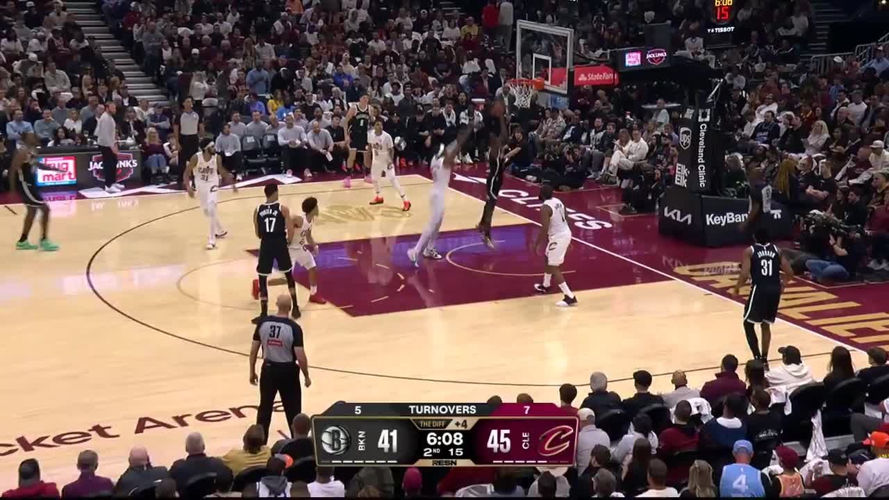 Peyton Watson sends the shot away