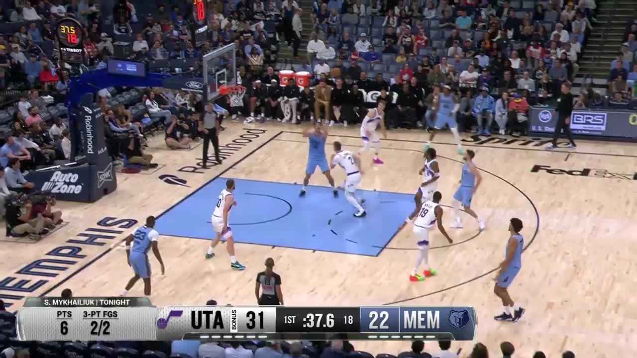 Quinten Post with the 2 Pt