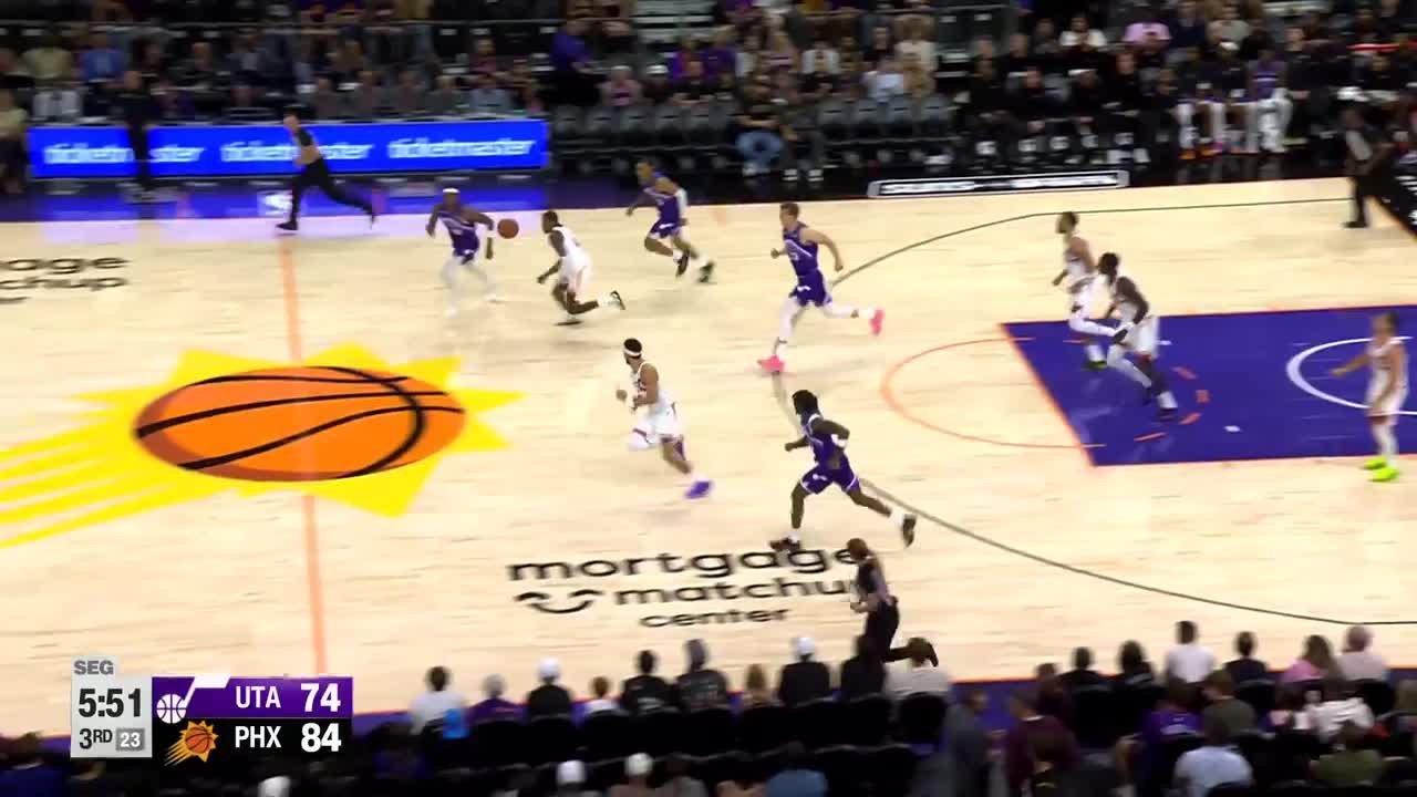 Lauri Markkanen goes up to get it and finishes the oop