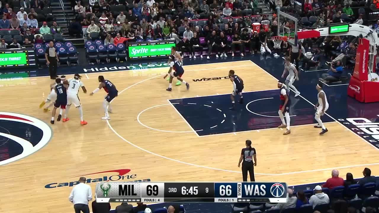 Myles Turner hammers it home