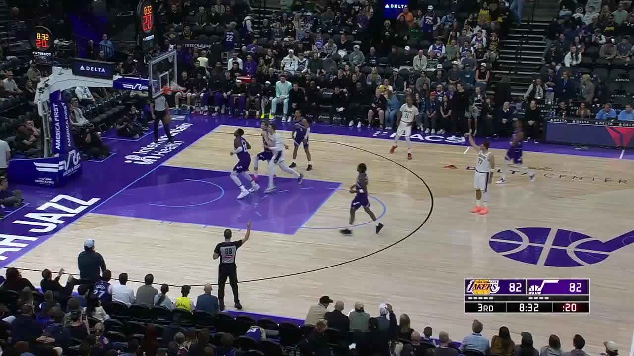 Luka Dončić hits from way downtown