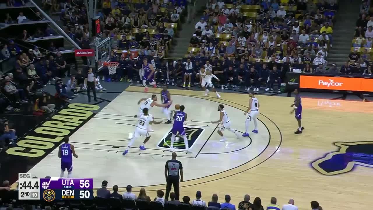 Jaren Jackson Jr. with the hoop & harm
