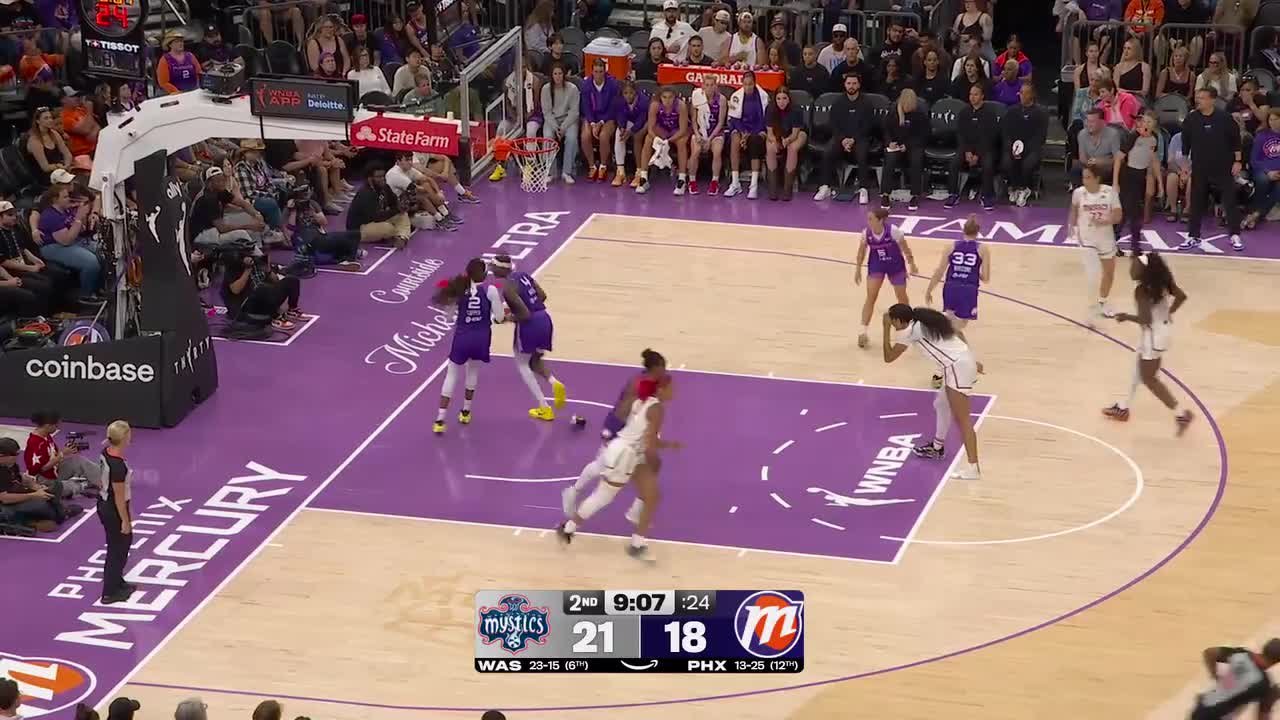 Lauren Betts Top Points vs. Phoenix Mercury