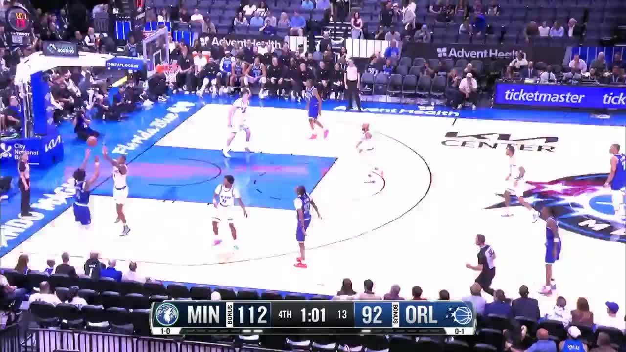 Terrence Shannon Jr. sinks it from downtown