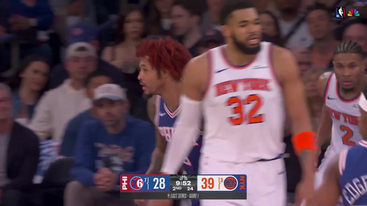 Kelly Oubre Jr. slams it home