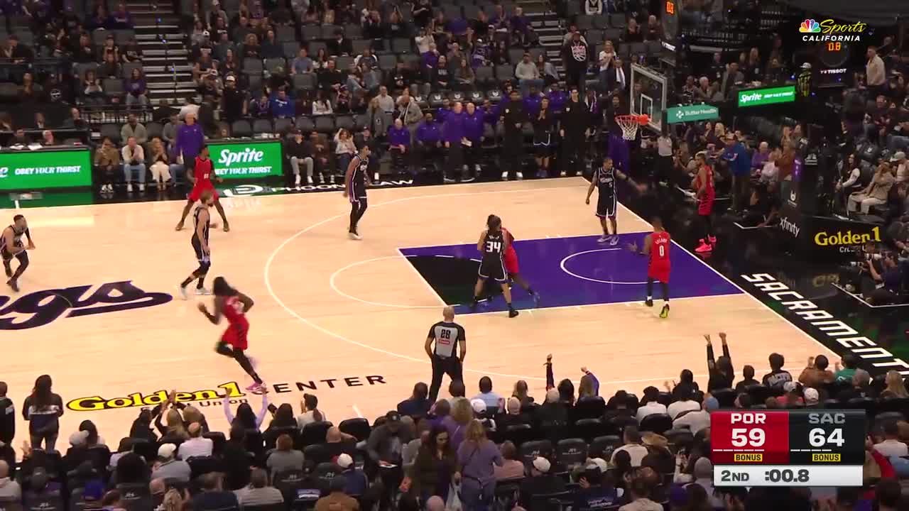 Domantas Sabonis Posts 27 points, 19 rebounds & 10 assists vs. Portland Trail Blazers