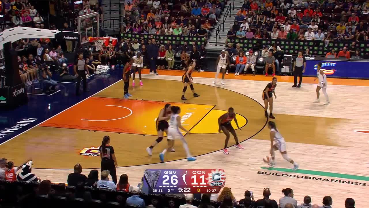 Veronica Burton Top Points vs. Connecticut Sun