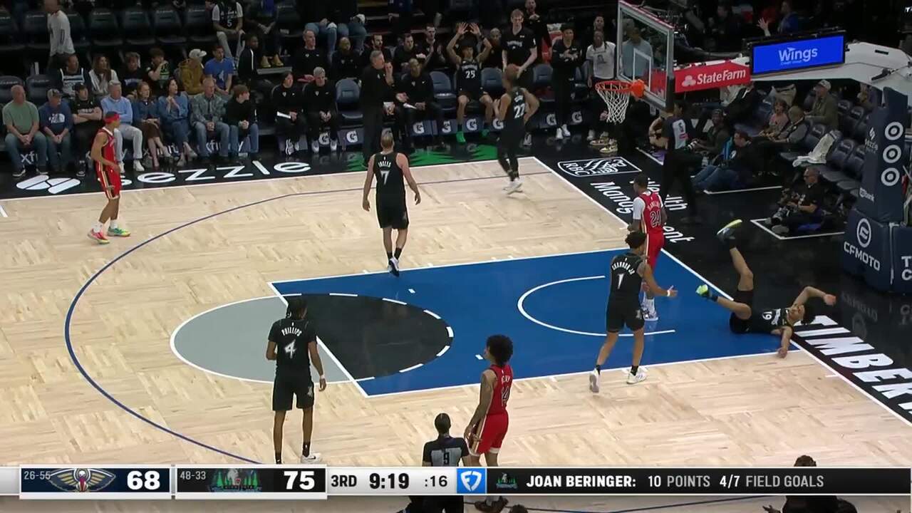 Joan Beringer sends the shot away