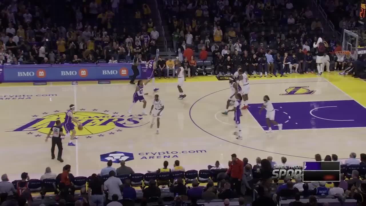 Los Angeles Lakers vs. LA Clippers - Game Highlights