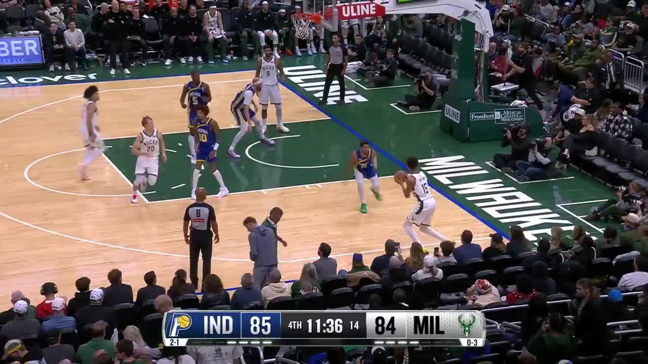 Milwaukee Bucks vs. Indiana Pacers - Game Highlights