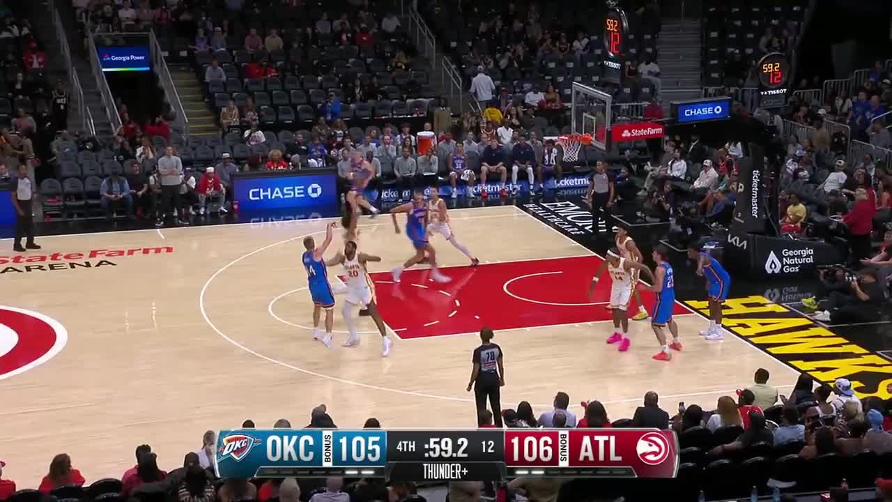 Aday Mara skies for the big oop