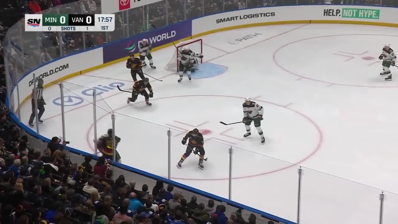 Elias Pettersson-D with a Hit vs. Minnesota Wild