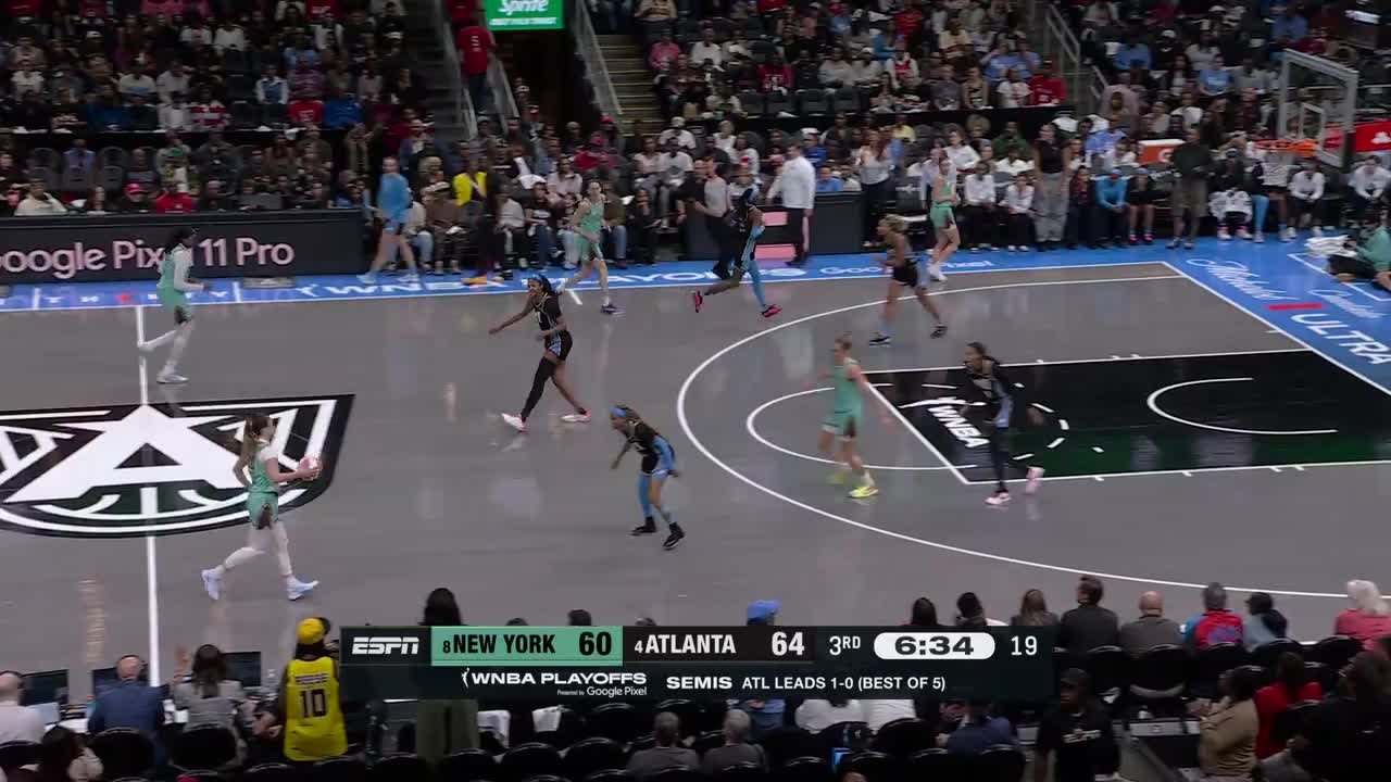 Pauline Astier Top Points vs. Atlanta Dream