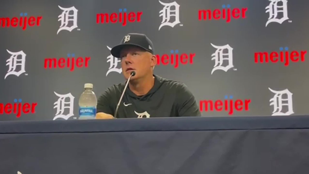 A.J. Hinch examines the Detroit Tigers' defense in loss to White Sox