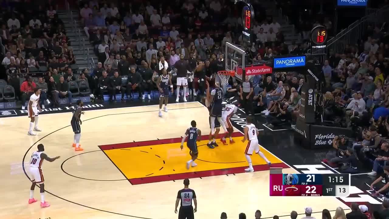 Daniel Gafford rises to block the shot