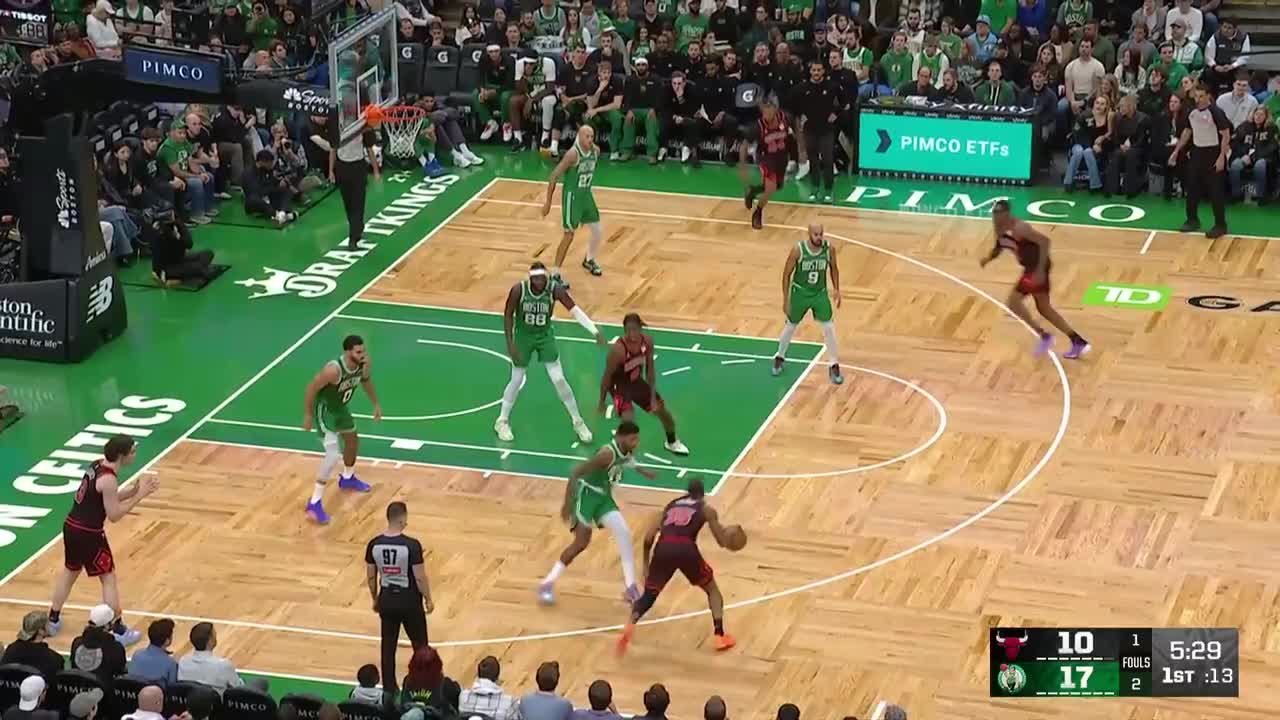 Norman Powell dials from long distance