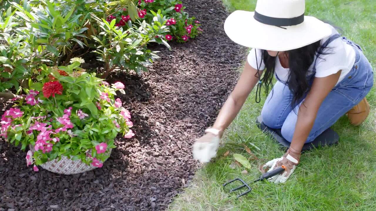 47 in. x 2 in. x 4 in. Brown Scalloped Rubber Garden Edging 47 in. x 2 in. x 4 in. Brown Scalloped Rubber Garden Edging