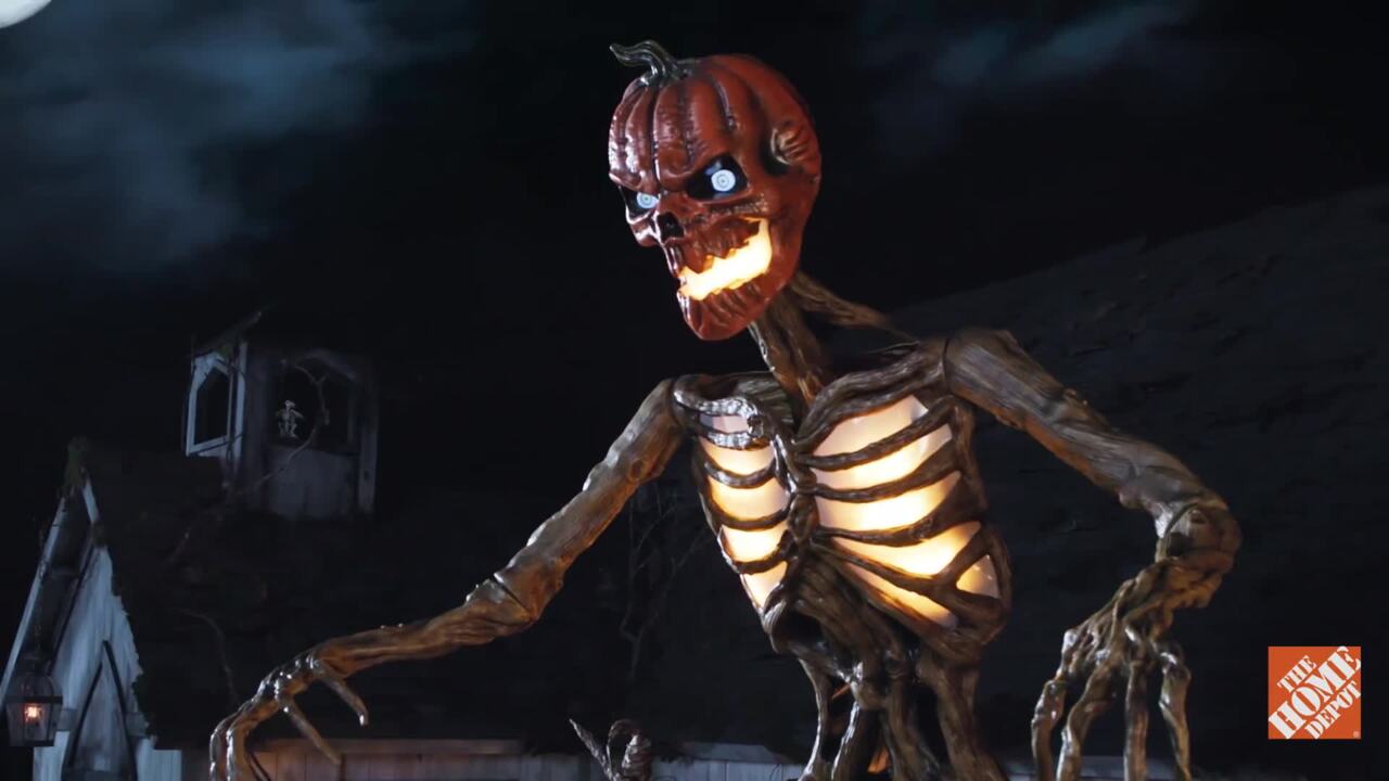 Home Accents Holiday 12 ft Giant-Sized Inferno Pumpkin Skeleton ...