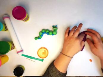 Play-Doh: Play-Doh Caterpillar and Butterfly Time Lapse