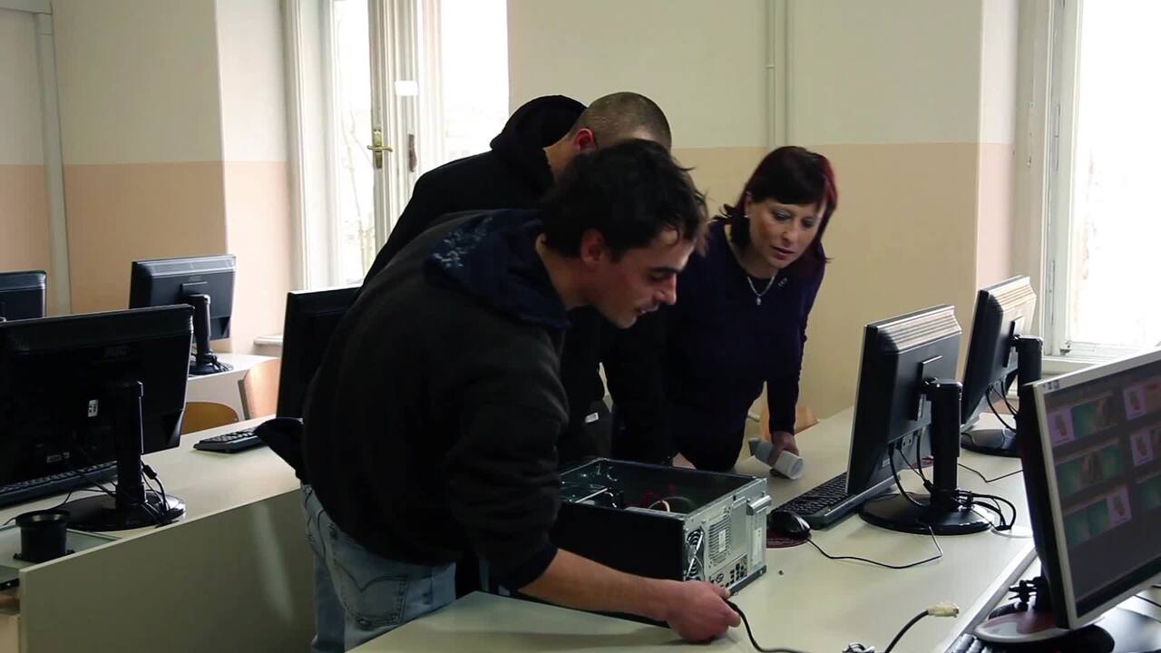 Hardware Certification Program Allows Students to Diversify Their Skill Set