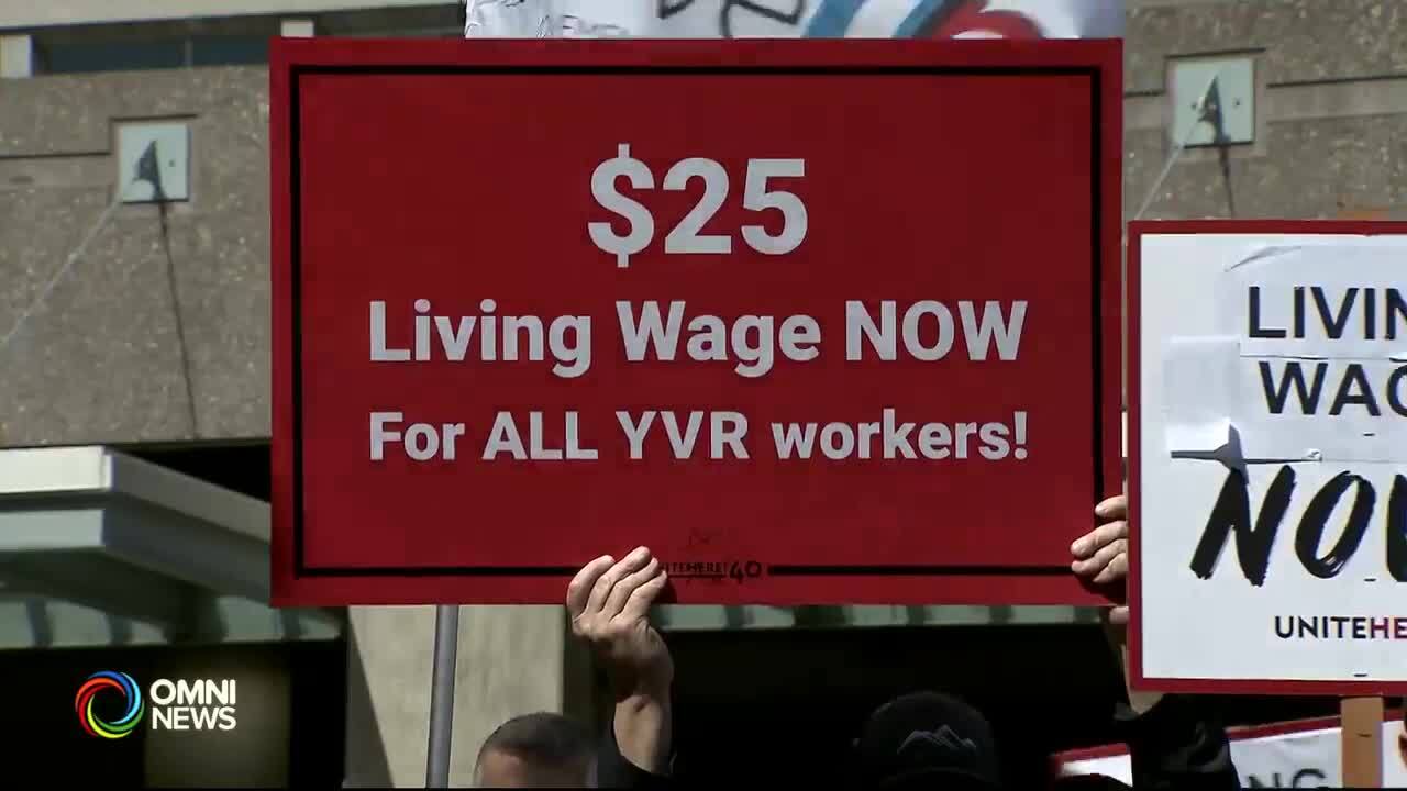 温哥华机场示威 工人争生活工资