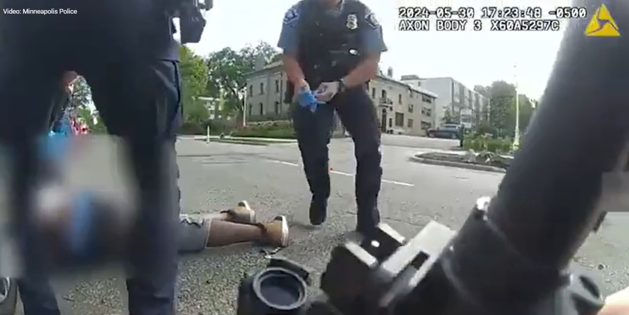 Minneapolis police release bodycam of shooting that killed Officer Jamal  Mitchell, image size:1280x641