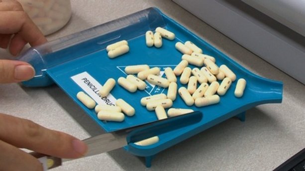 Prescription drugs: 5 ways to save