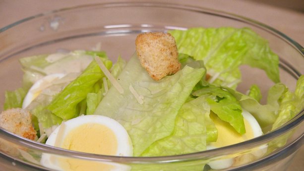 E. coli Cases Grow; Romaine Remains a Risk