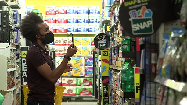 How to Shop Strategically at a Dollar Store
