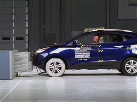 Hyundai Tucson crash test 2010-2011