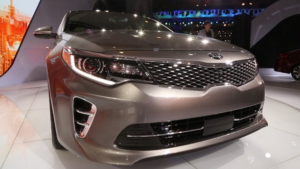 2016 Kia Optima Builds on Model's Success