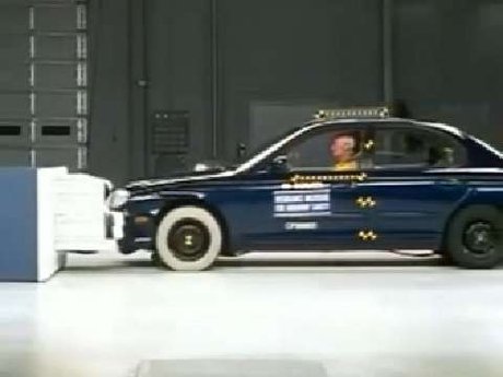 Kia Optima crash test 2001-2006