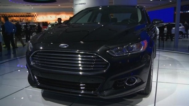 Detroit Auto Show: 2013 Ford Fusion