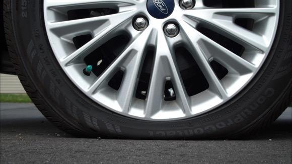 Autos Tips: Changing a Flat Tire