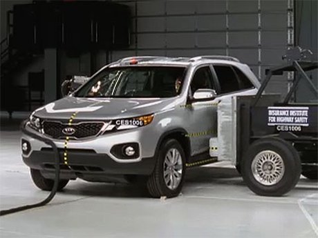 Kia Sorento crash test 2011