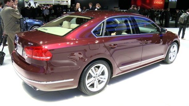 2011 Detroit Auto Show: Volkswagen Passat