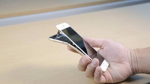 Consumer Reports Answers iPhone Bending Questions