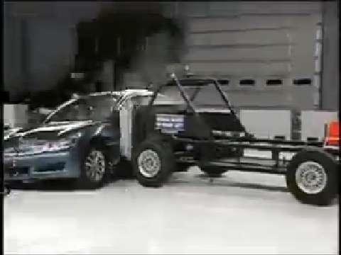 Infiniti G crash test 2007-2012