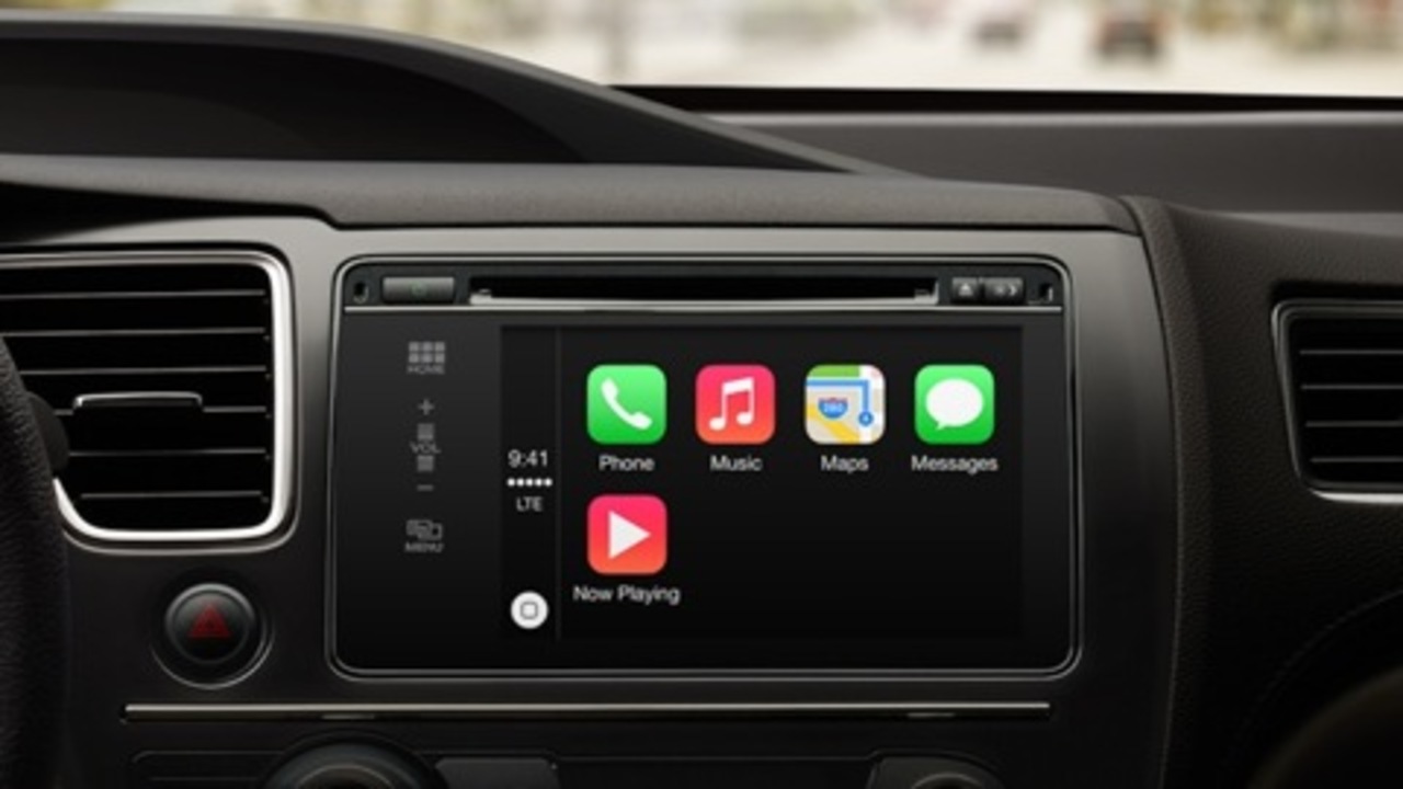 Apple CarPlay: iPhone on your dashboard
