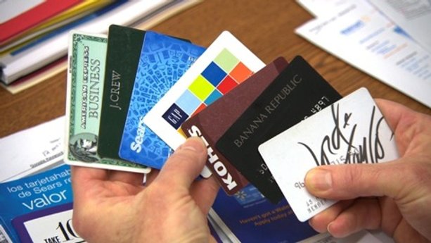 Store credit card pros & cons