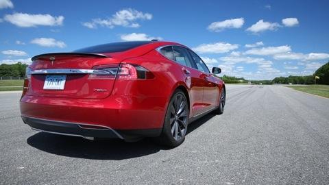 Tesla P85D Handling, Braking, 0-60 Test Results