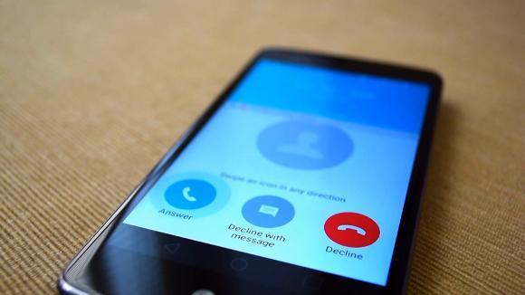 Cómo enfrentar las llamadas y textos automáticos