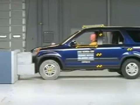 Honda CR-V crash test 2002-2006