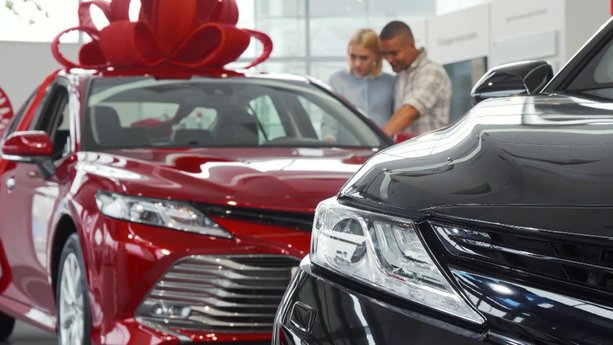 Should You Buy or Lease a New Car?