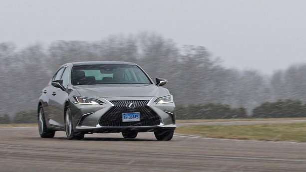 Lexus ES 2019-2025 Quick Drive