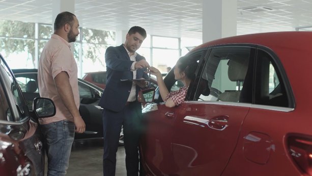 Buy vs. Lease A Car (Teaser)