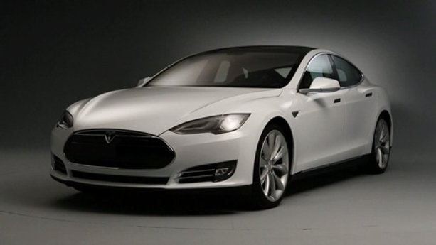 2013 Tesla Model S First Drive
